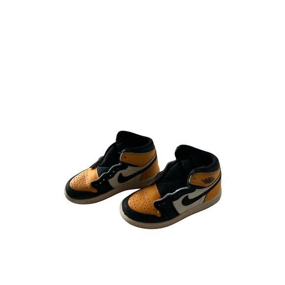 Jordan 1 Retro High OG Sneakers - Picture 1 of 5